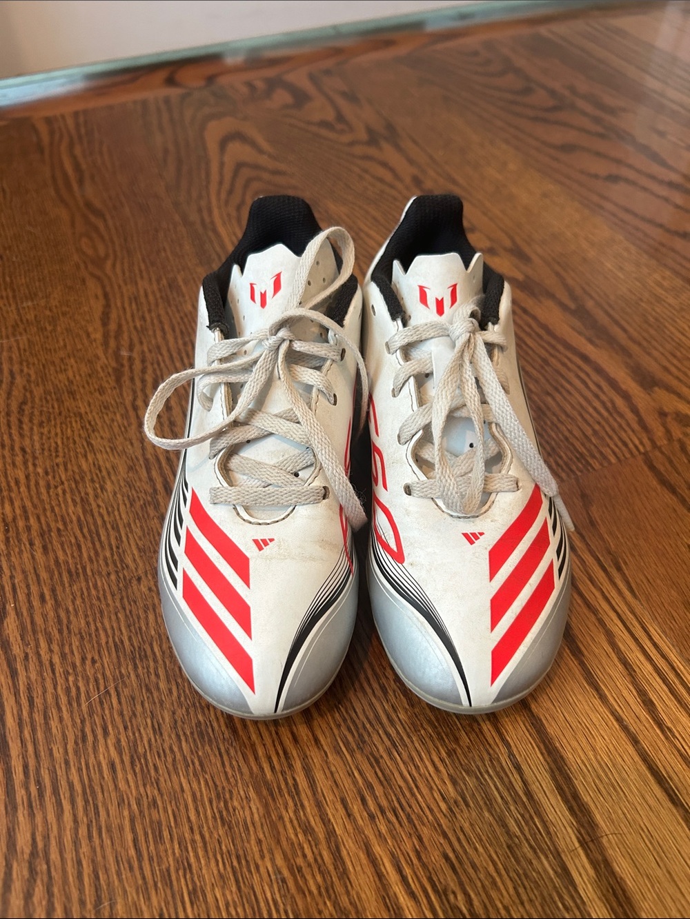 adidas Messi F50 Kids White and Red Soccer Cleats- Size 2